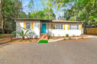 Main picture of 304 NW 24th St