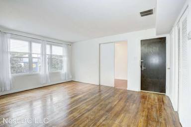 Main picture of 626 Independence Ave SE