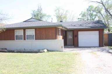 Main picture of 208 W Wayne St