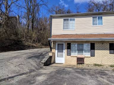 Main picture of 1105 Elicker Rd