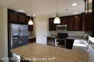 Main picture of 883 Trinity Way