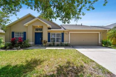 Main picture of 7124 Colonial Lake Dr
