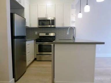 Main picture of 1801 Beach St