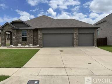Main picture of 413 McCoy Dr