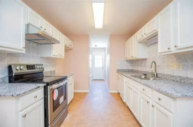 Main picture of 2444 - 2446 W Yvonne Dr
