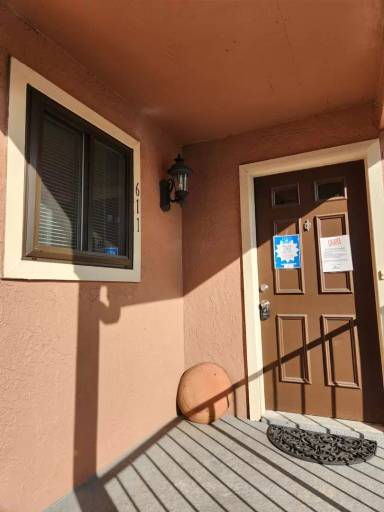 Main picture of 611 Grenadine Ct