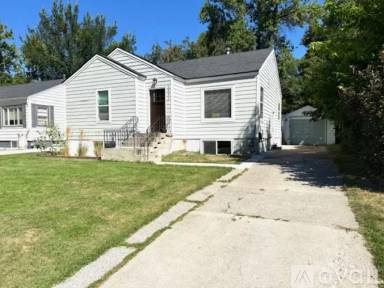 Main picture of 1031 Harvard Ave
