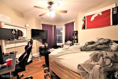 Main picture of 1 Parker Hill Ter