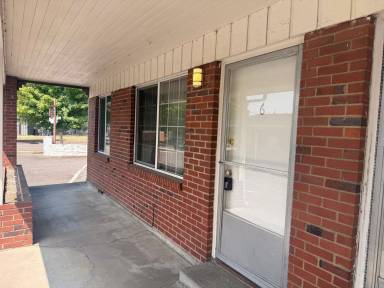 Main picture of 1319 E Reserve St