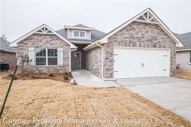 Main picture of 3801 Palisade Ln