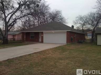 Main picture of 8409 Sussex St