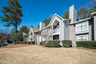 Main picture of 9230 Nesbit Ferry Rd