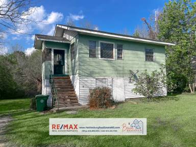 Main picture of 1705 W 7th St