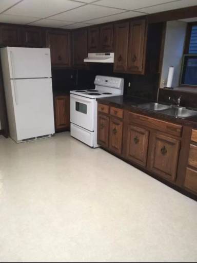 Main picture of 69 W Ridge St