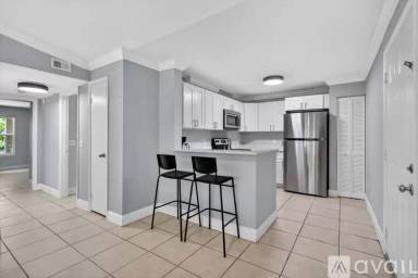 Main picture of 1740 Palm Cove Blvd