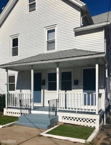 Main picture of 84 Grand St