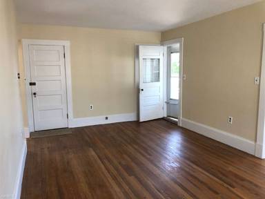 Main picture of 32 Quincy St