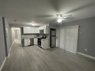 Main picture of 1835-1837 Good Hope Rd SE