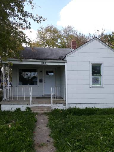 Main picture of 523 S Oakley Ave
