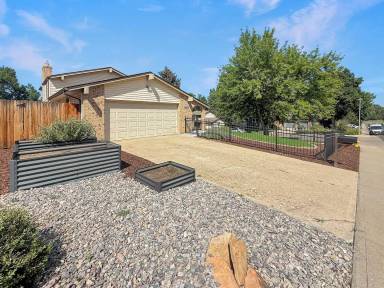 Main picture of 10909 W 65th Way