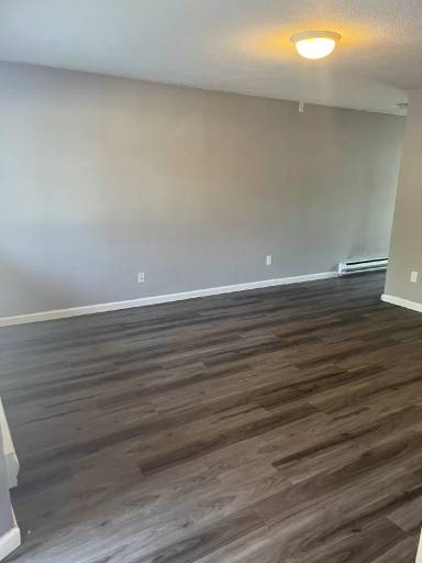 Main picture of 4060 W Dorian St