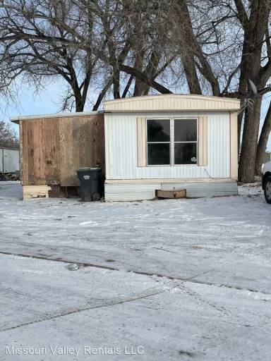 Main picture of 1010 1st St SE