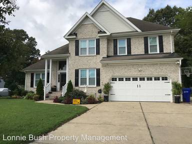 Main picture of 2711 Burning Tree Ln