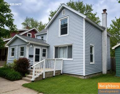Main picture of 1037 Hermitage St SE