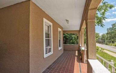 Main picture of 2706 Hamilton Ave