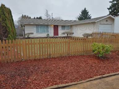 Main picture of 4335 Batting St NE