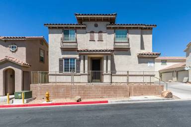 Main picture of 4019 Sparrow Rock St