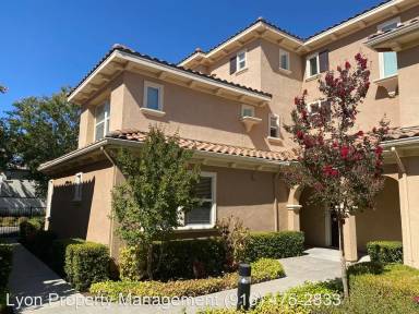 Main picture of Westlake Villas