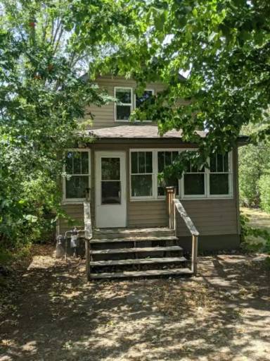 Main picture of 1106 Birchmont Dr NE