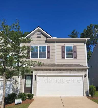 Main picture of 210 Centennial Cir
