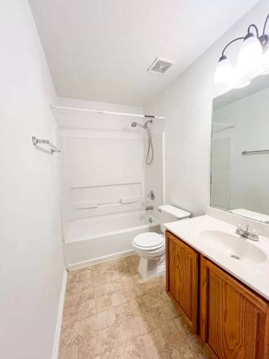 Main picture of 5507 Tomas Cir