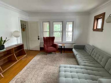 Main picture of 305 Hutchinson Ave
