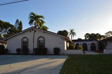 Main picture of 513 SE 24th Ave