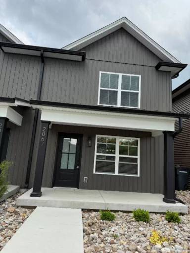 Main picture of 2067 Aster Dr