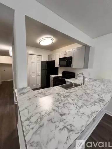 Main picture of 1057 Fords Pointe Cir