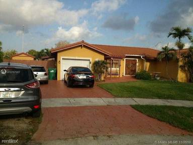 Main picture of 6004 SW 146th Ct