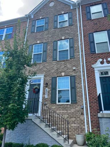 Main picture of 4901 Crest View Dr