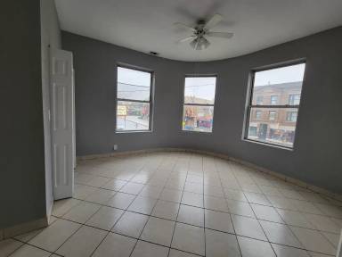 Main picture of 4134 W North Ave