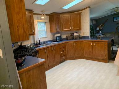 Main picture of 200 Stony Hill Rd