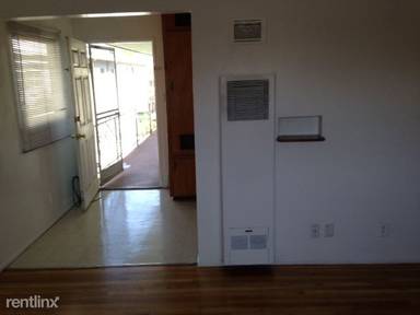 Main picture of 12732 Venice Blvd