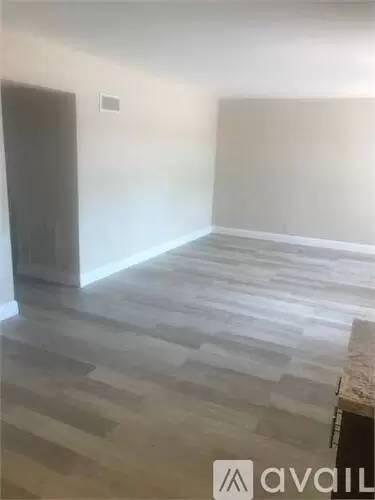 Main picture of 1800 NW 4th Ave
