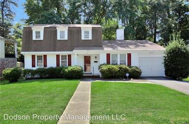 Main picture of 1746 S Sycamore St