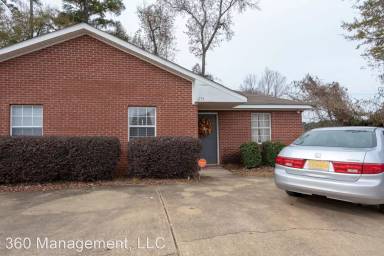 Main picture of 1243 Aubie Dr