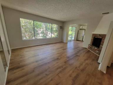 Main picture of 13530 Leadwell St