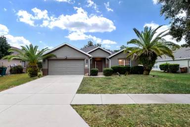 Main picture of 4413 SW 53rd Ter