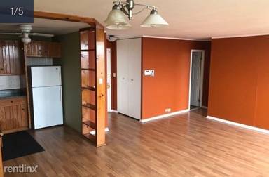 Main picture of Ford City Condo